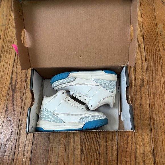 Jordan 3 Harbor Blue - Picture 6 of 6